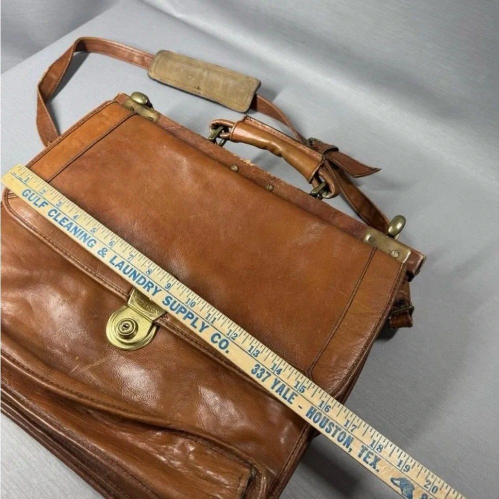 Men’s Tan Leather Briefcase with Shoulder Strap